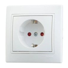 Розетка с защитой от детей Lezard MIRA 701-0202-124 B цвет белый